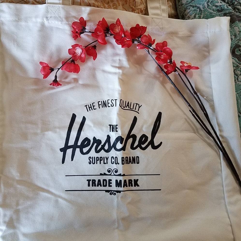 Hershel NWOT!!! canvas tote